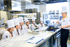 辻学園　調理・製菓専門学校(辻學園烹飪、甜點專業學校) 學校特色 1