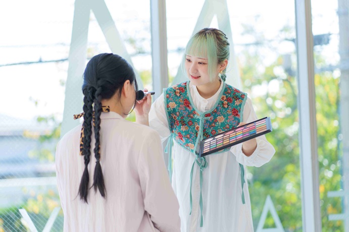 学校法人大村文化学園　福岡大村美容ファッション専門学校(學校法人大村文化學園 福岡 大村美容時尚專門學校) 學校特色 1